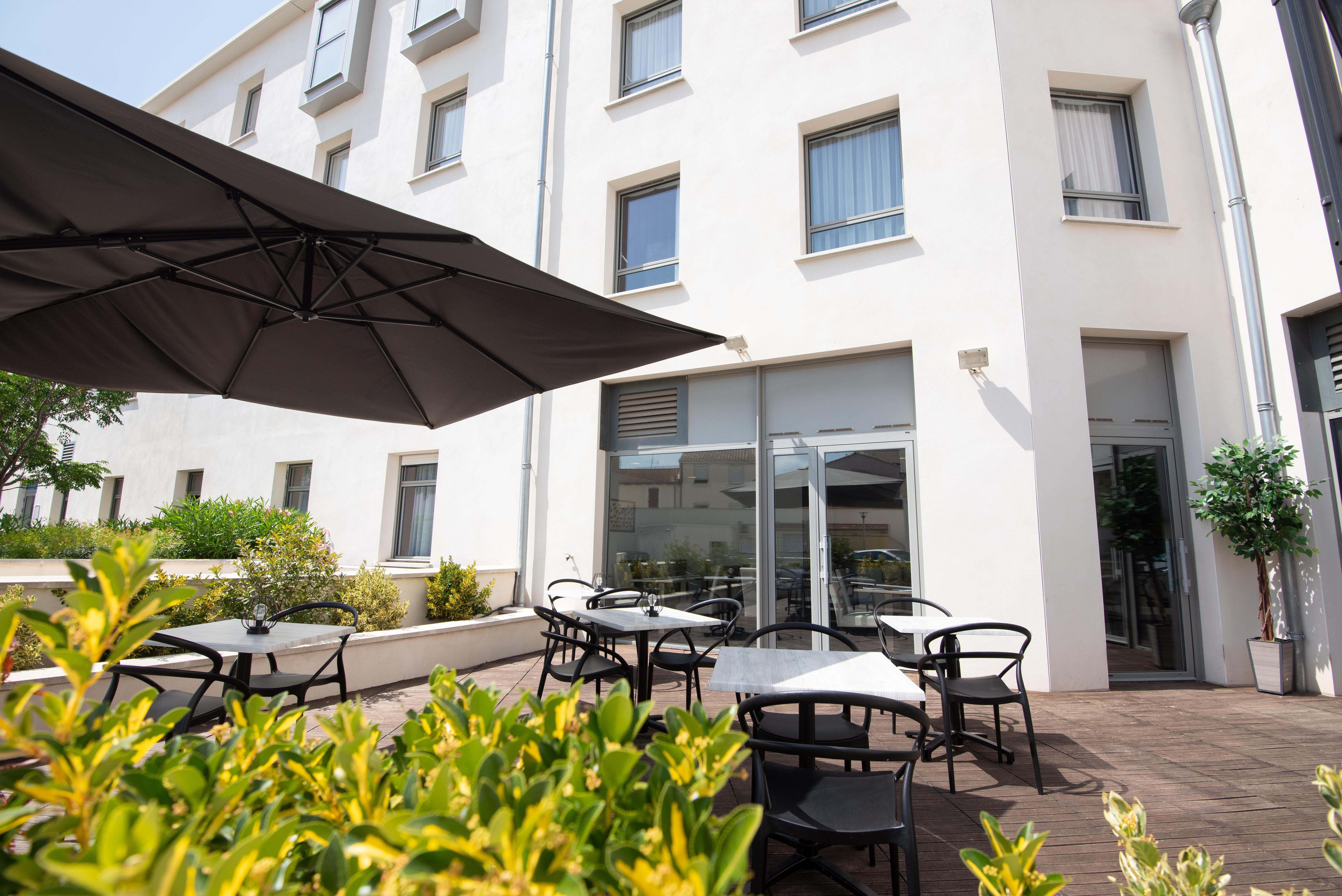 Zenitude Hôtel-Résidences Narbonne Centre Exterior foto