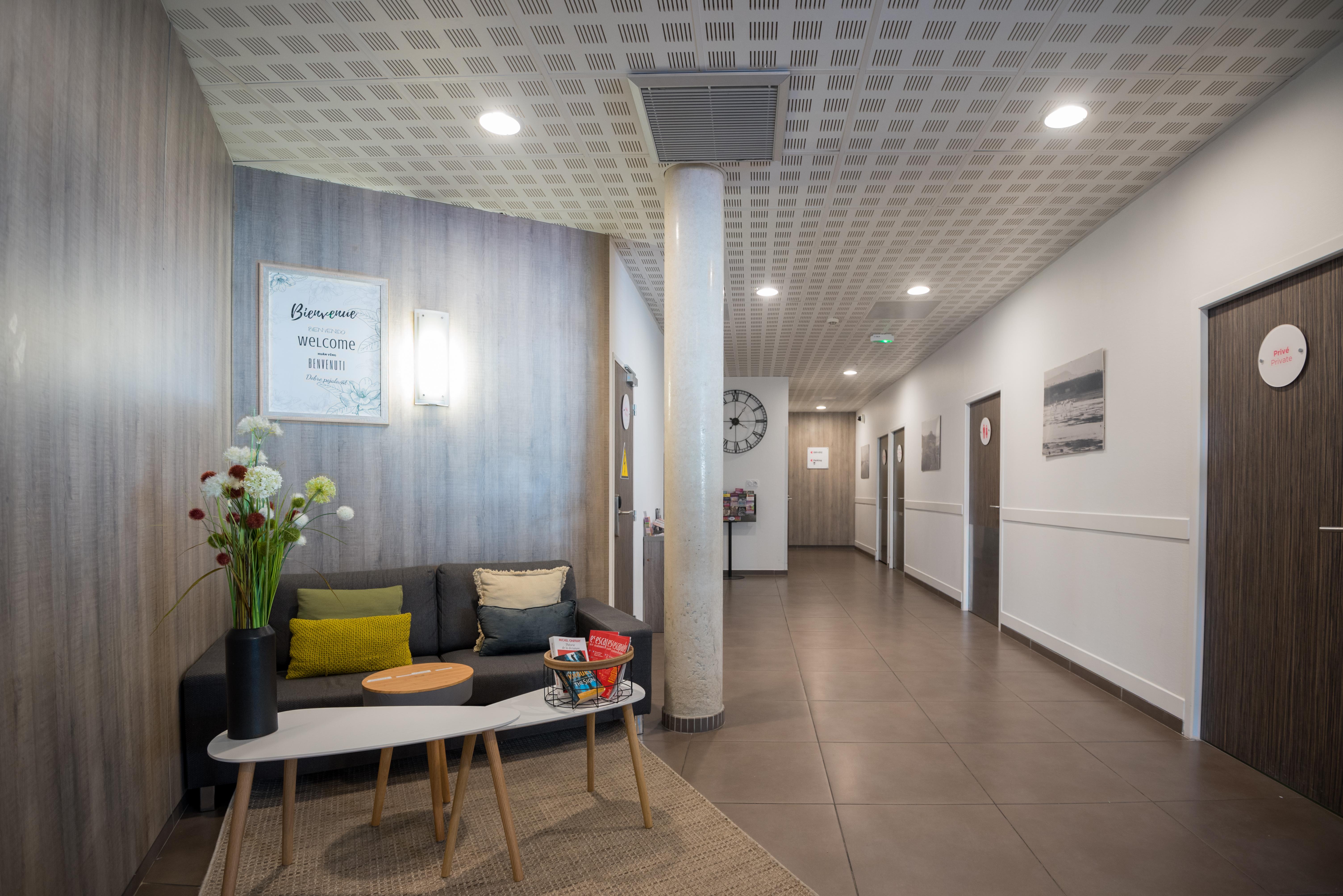 Zenitude Hôtel-Résidences Narbonne Centre Exterior foto